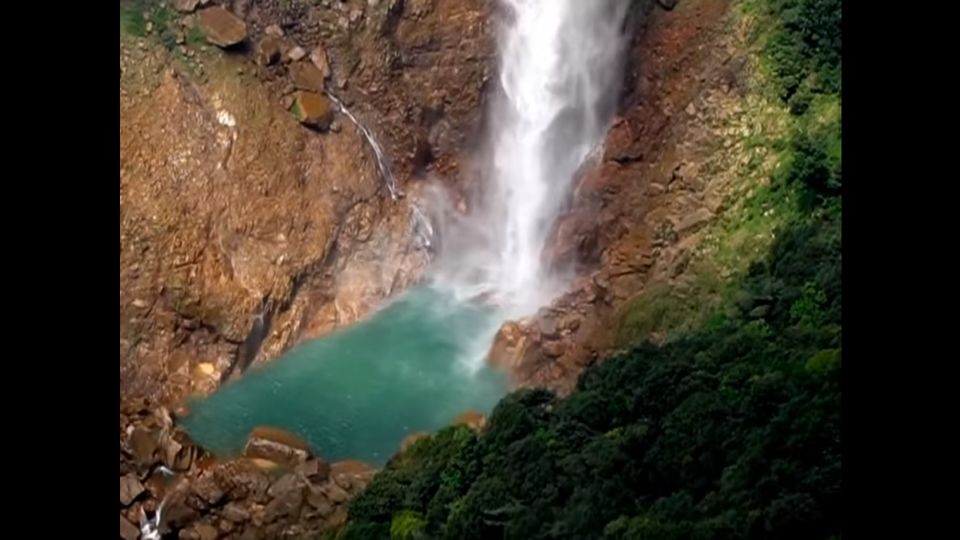 Photo of Cherrapunjee, Meghalaya, India by Abhay Tripathi