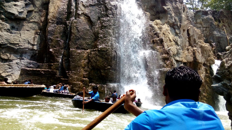 Photo of The Mad nomad couple - Bangalore to Hogenakkal 6/13 by ADITI
