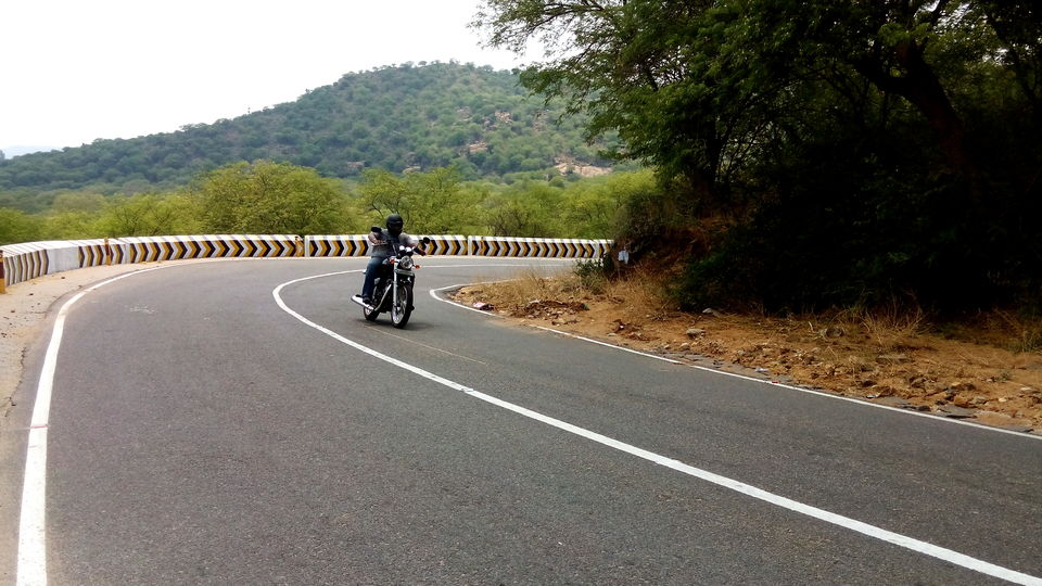Photo of The Mad nomad couple - Bangalore to Hogenakkal 9/13 by ADITI