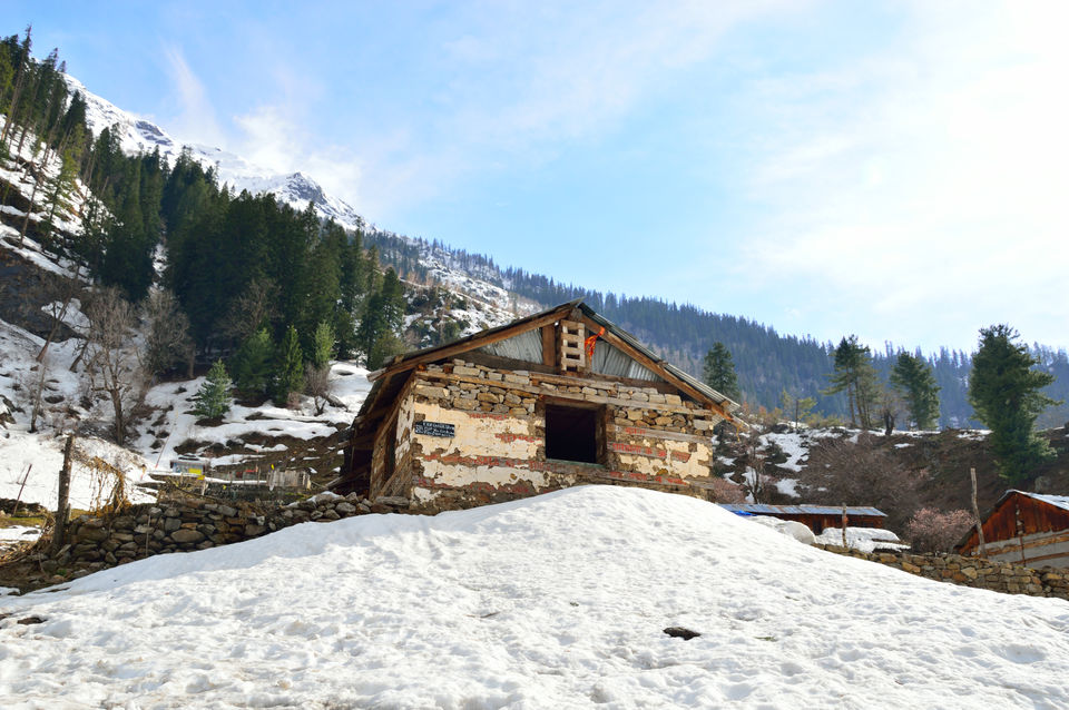 Photo of weekend relaxing at Kasol and trek to Kheerganga , Himachal pradesh 119/143 by arneb banerjee