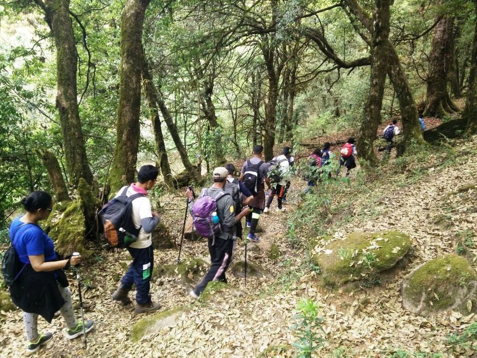 Photo of Deoria Tal, Uttarakhand by Hinal Shah