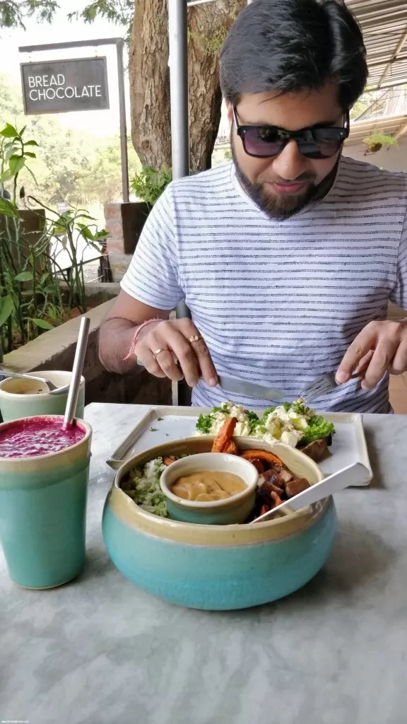 Photo of Bread and Chocolate Vegan Bistro, Doctor Roys Drive, George Town, Cayman Islands by thetravellerlens