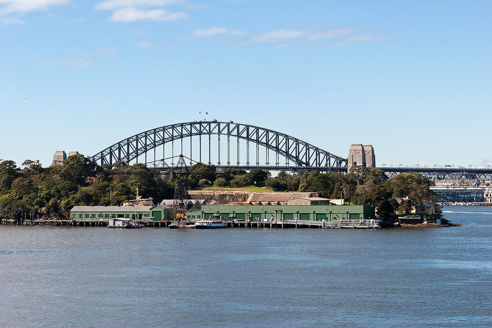 Photo of SYDNEY HARBOUR - A GREAT DATE WITH THE CITY ! 3/5 by Debbie