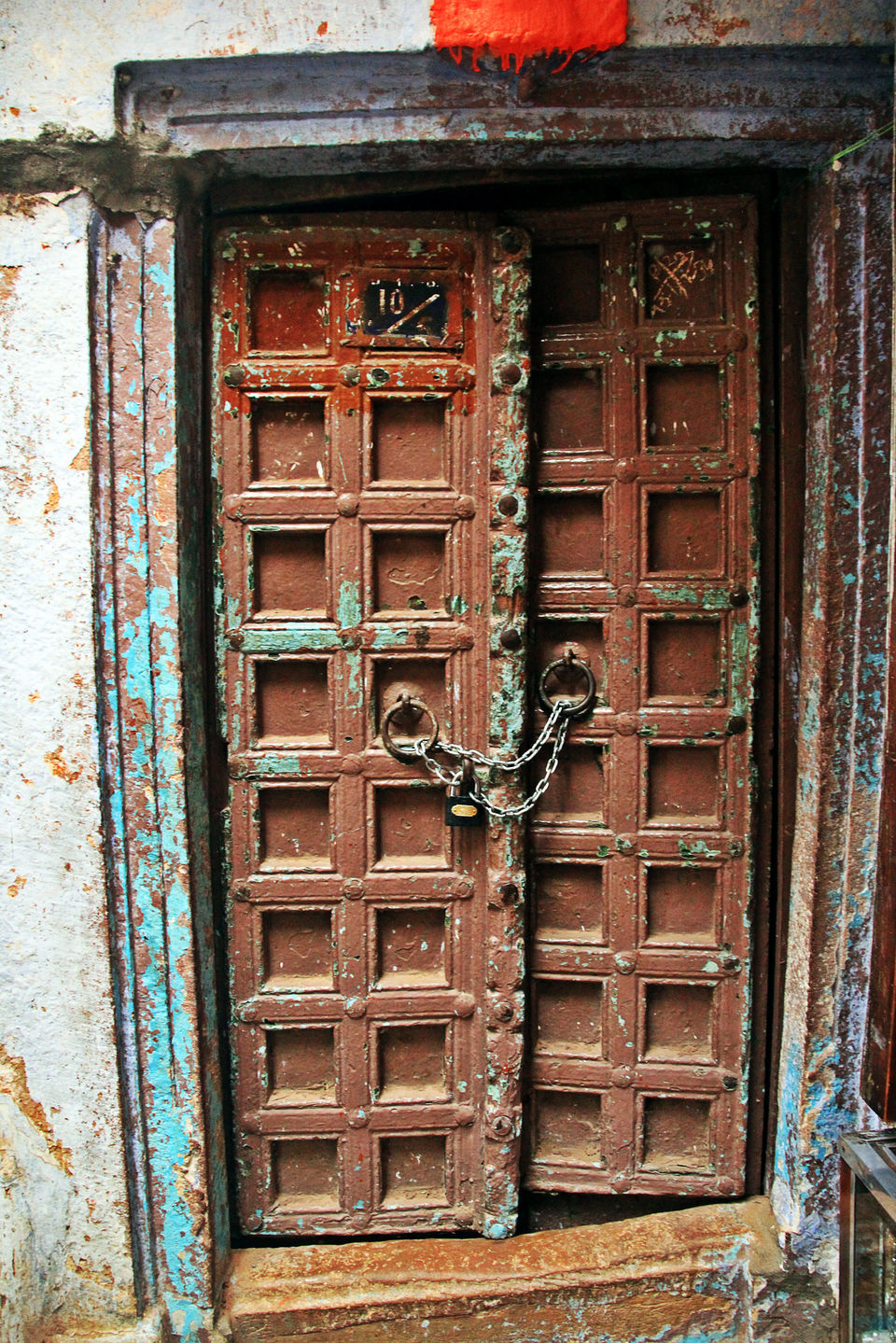 Photo of Oldest City of the World - Varanasi (In pictures) by Papiya Banerjee
