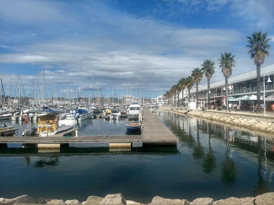 Photo of Portugal 101: More than what meets the eye... 3/20 by Aradhana Bakshi