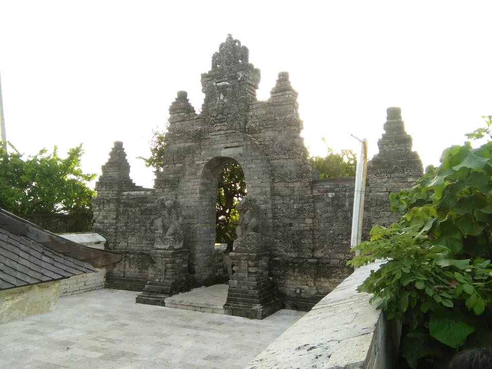Photo of Uluwatu Temple, Pecatu, Badung Regency, Bali, Indonesia by Rajat Chakraborty