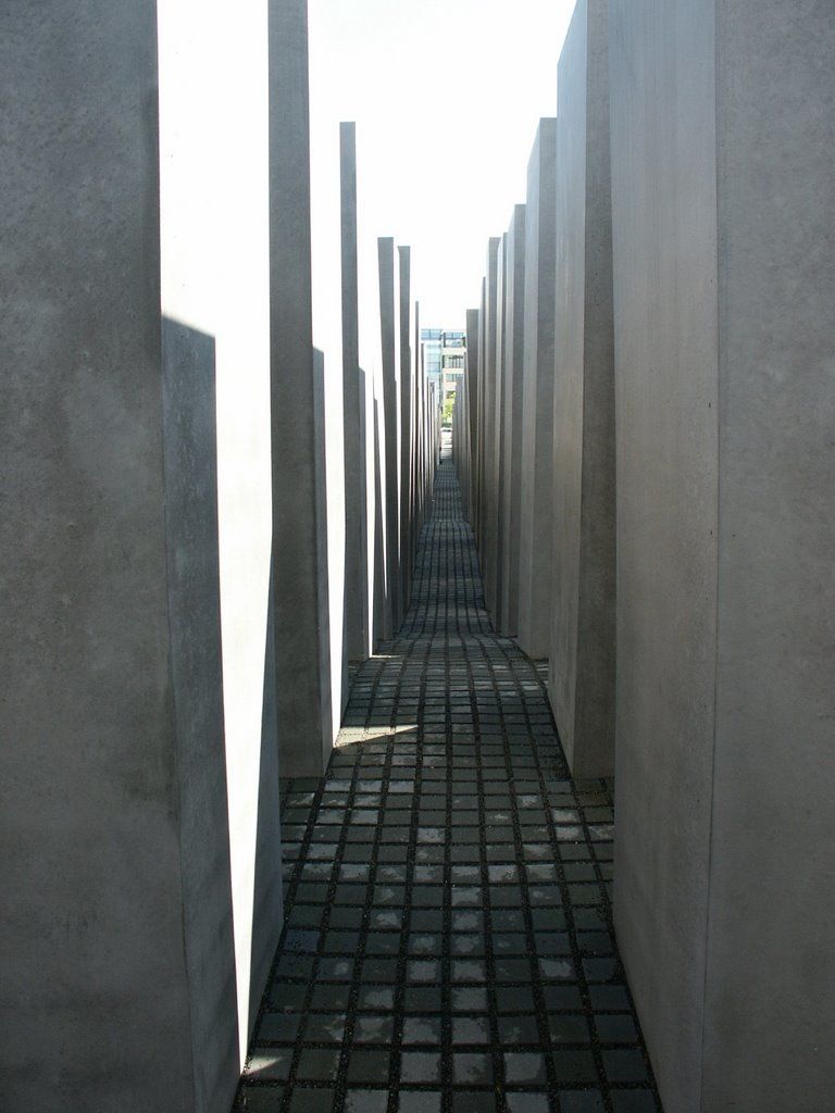 Photo of Holocaust Memorial, Cora-Berliner-Straße, Berlin, Germany by Ryan And Ron