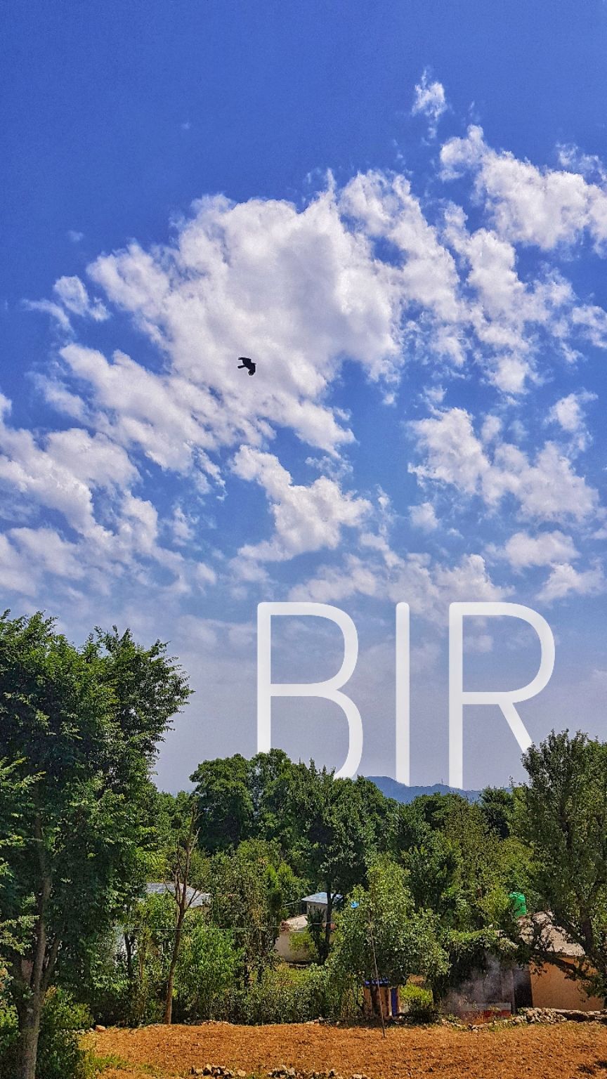 Photo of Bir was all about people. by Mayank Handa