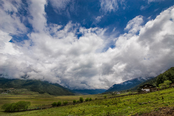 Photo of Phobjikha Valley, Wangdue Phodrang, Bhutan by TravelAnubhav