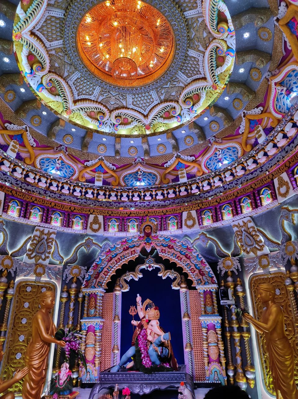 Photo of पुणे का श्रीमंत भाऊसाहेब रंगारी गणपति ट्रस्ट है वास्तव में पहला सार्वजनिक गणेशोत्सव मंडळ. by Trupti Hemant Meher