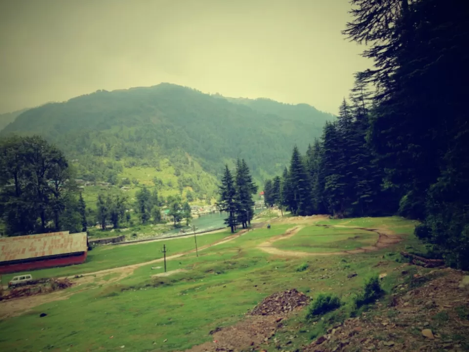 Photo of Barot, Himachal Pradesh, India by Manish Vatsyayan