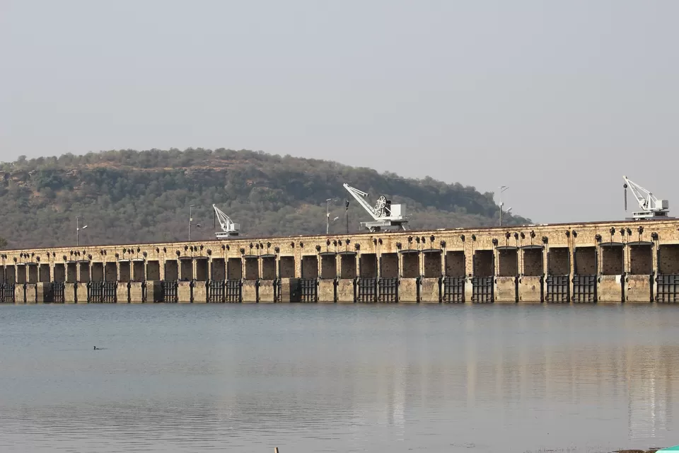 Photo of Tighra Dam, Gwalior, Madhya Pradesh, India by Umang Dave (IG: @umangxdave)