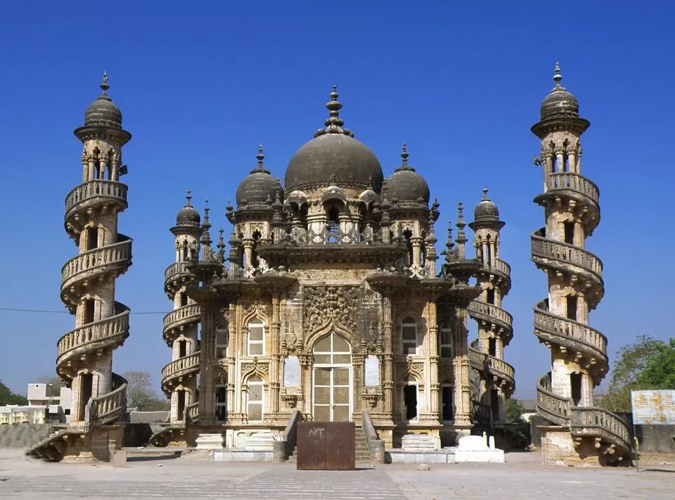 Photo of Mahabat Maqbara, Mullawada, Junagadh, Gujarat, India by Umang Dave (IG: @umangxdave)
