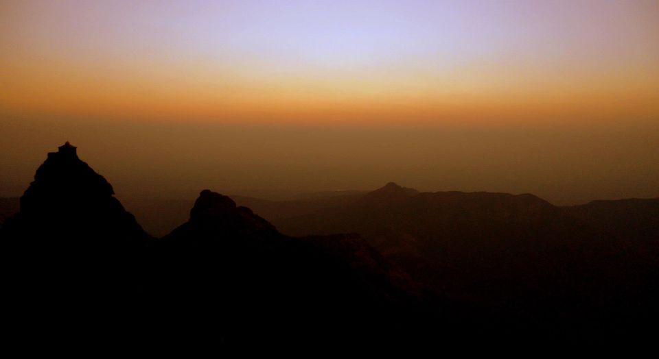 Photo of Mt. Girnar Night Trek - Story of a spiritual adventure! by Umang Dave (IG: @umangdavevisual)