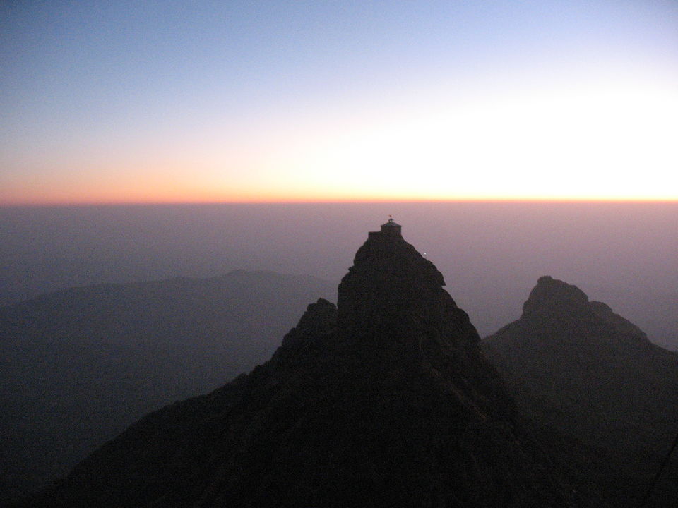 Photo of Mt. Girnar Night Trek - Story of a spiritual adventure! by Umang Dave (IG: @umangdavevisual)