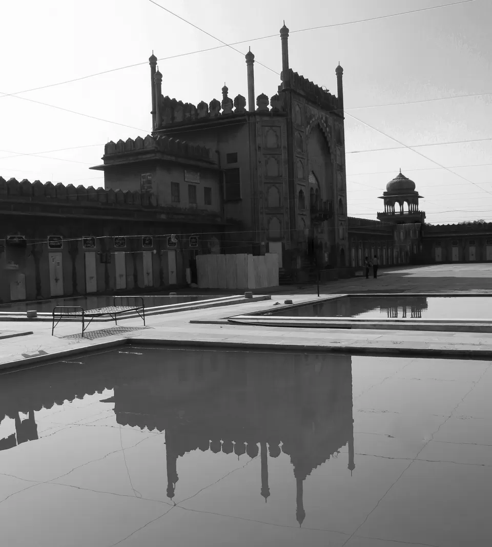 Photo of India's Largest Mosque: Taj-Ul-Masajid - ‘The Crown of Mosques’ by Umang Dave (IG: @umangdavevisual)