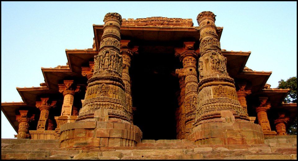 Photo of Modhera Sun Temple, Modhera, Gujarat, India by Umang Dave (IG: @umangdavevisual)