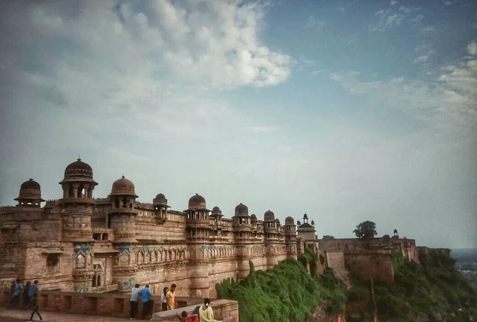Photo of Gwalior Fort, Gwalior, Madhya Pradesh, India by Umang Dave (IG: @umangxdave)
