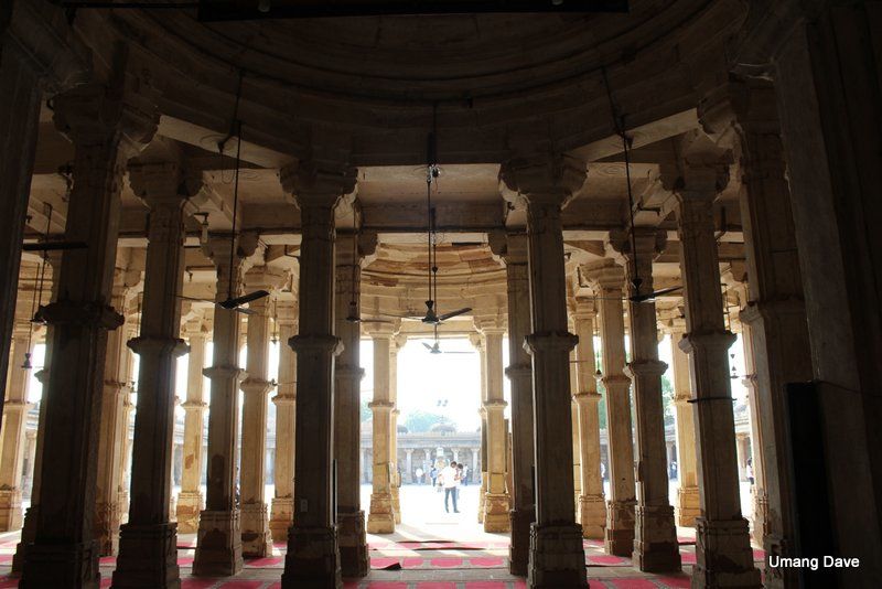 Photo of Photoblog: Pray at Sarkhej Roza, Ahmedabad 12/20 by Umang Dave (IG: @umangdavevisual)