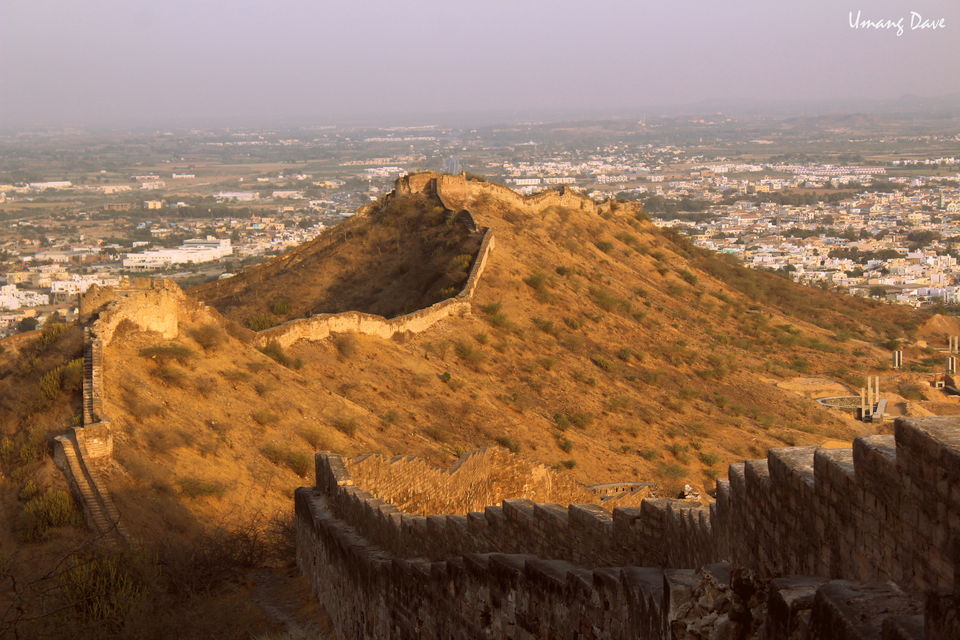 Photo of Highest point in Bhuj - Bhujio Fort by Umang Dave (IG: @umangdavevisual)