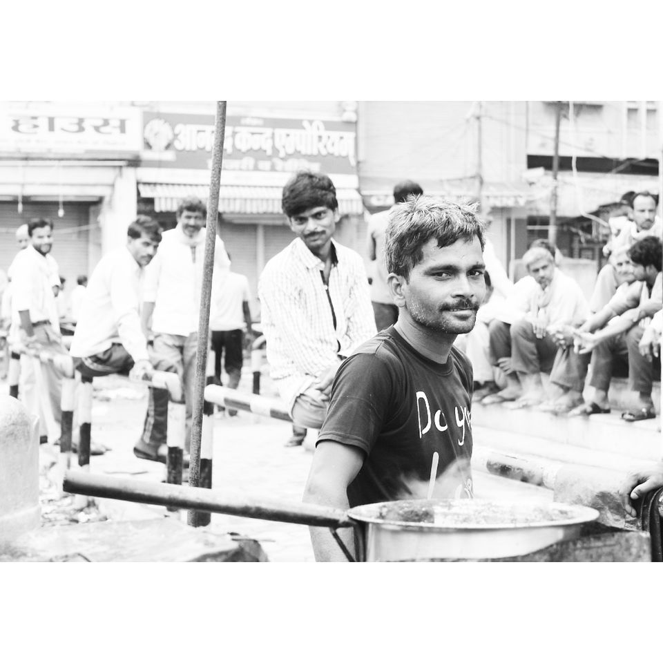 Photo of Photoblog: Street Photography at Maharaj Bada, Gwalior by Umang Dave