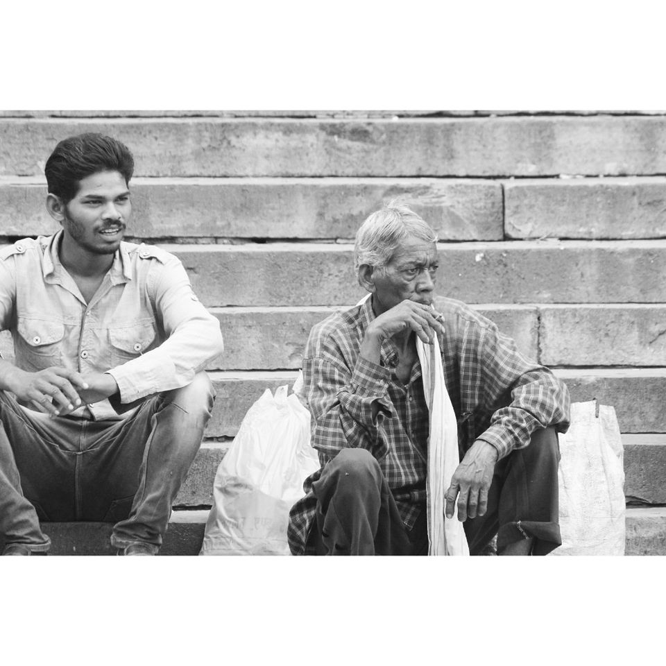 Photo of Photoblog: Street Photography at Maharaj Bada, Gwalior by Umang Dave