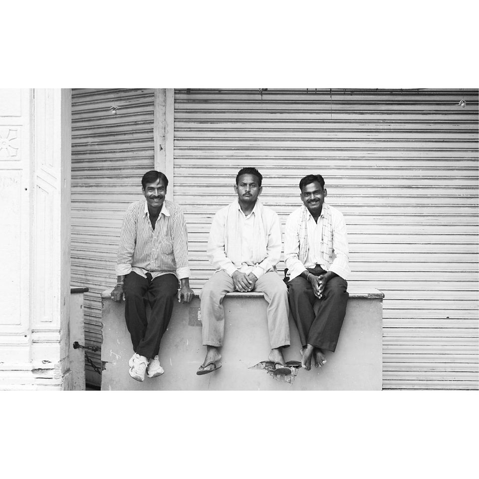 Photo of Photoblog: Street Photography at Maharaj Bada, Gwalior by Umang Dave