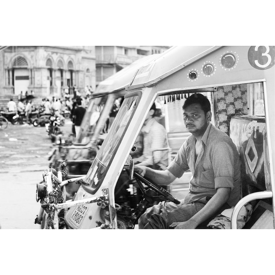 Photo of Photoblog: Street Photography at Maharaj Bada, Gwalior by Umang Dave