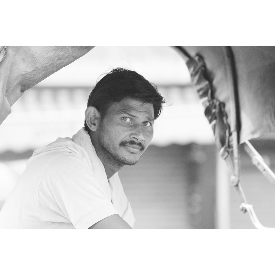 Photo of Photoblog: Street Photography at Maharaj Bada, Gwalior by Umang Dave