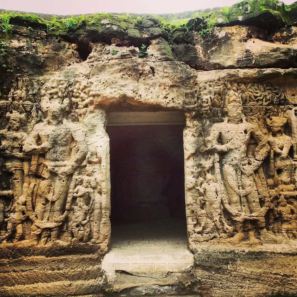 Photo of Khambhalida Buddhist Caves, Rajkot, Gujarat, India by Umang Dave (IG: @umangxdave)