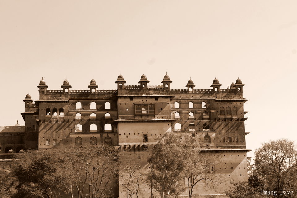Photo of Orchha - Memorials of Medieval time by Umang Dave (IG: @umangdavevisual)
