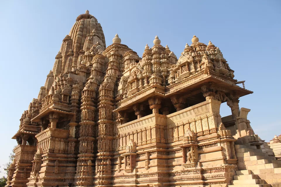 Photo of Khajuraho, Madhya Pradesh, India by Umang Dave (IG: @umangdavevisual)