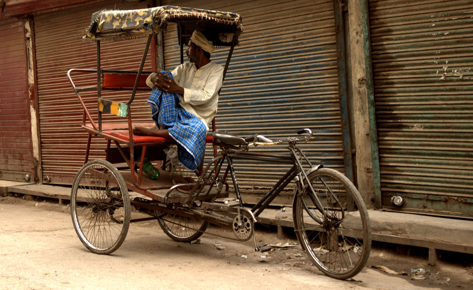 Photo of Chawri Bazar, New Delhi, Delhi, India by Umang Dave (IG: @umangdavevisual)