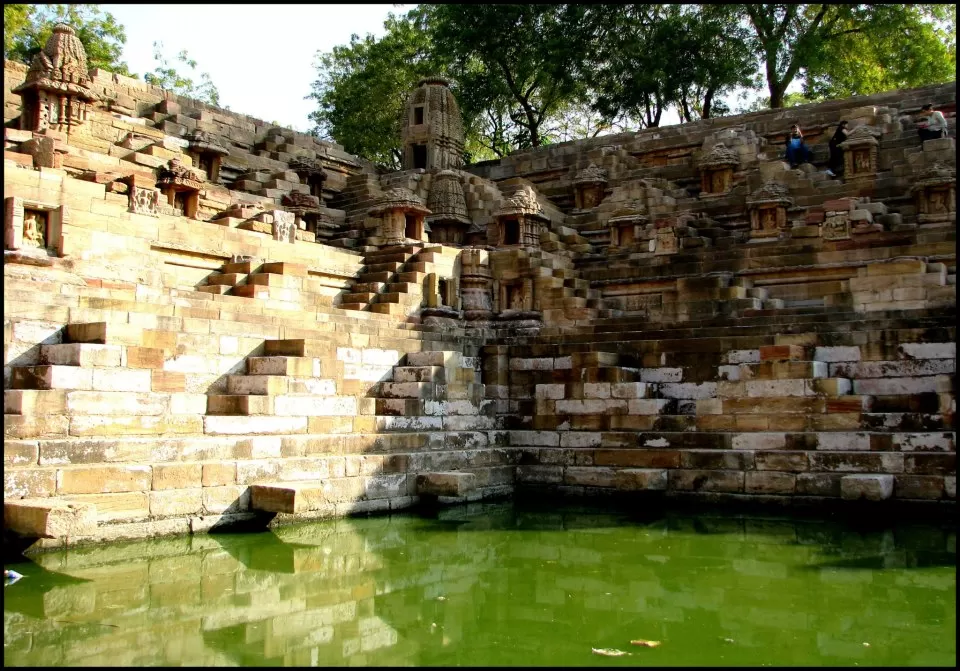 Photo of Modhera Sun Temple, Modhera, Gujarat, India by Umang Dave (IG: @umangxdave)