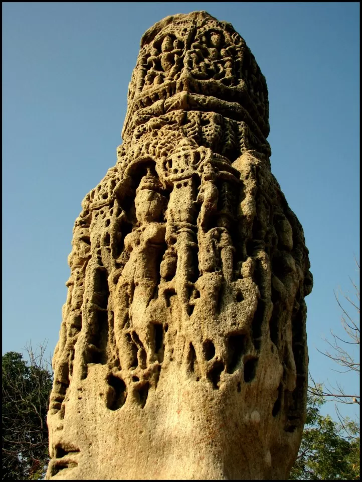 Photo of Modhera Sun Temple, Modhera, Gujarat, India by Umang Dave (IG: @umangxdave)