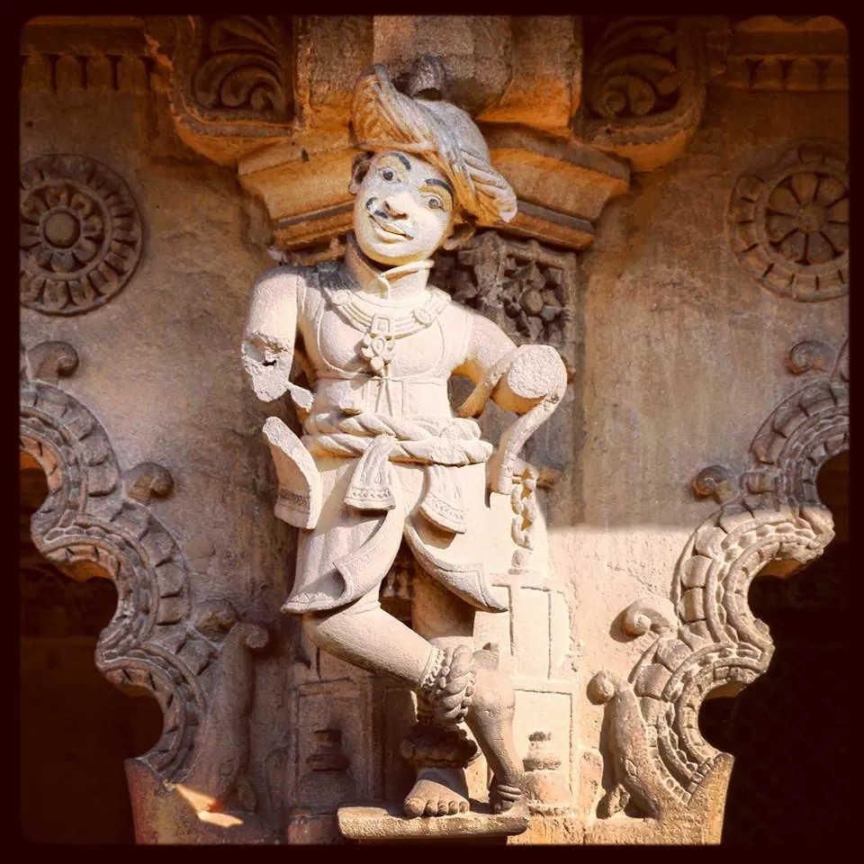 Photo of Navlakha Palace, Old City, Gondal, Gujarat, India by Umang Dave (IG: @umangxdave)