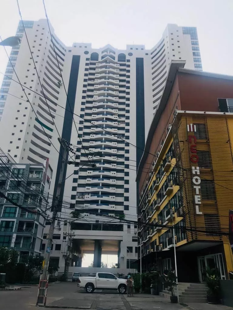 Photo of Neo Hotel, Pattaya City, Bang Lamung District, Chon Buri, Thailand by the_erratic