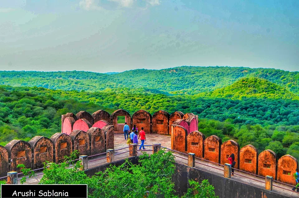 Photo of Jaigarh Fort, Jaipur, Rajasthan, India by Arushi Sablania