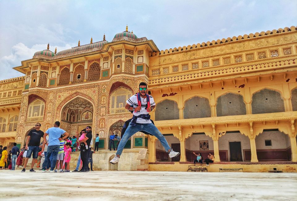 Photo of 2018 - 12Months 13Places with 10 to 7 Job (i am high) by VIVEK KARTHIKEY