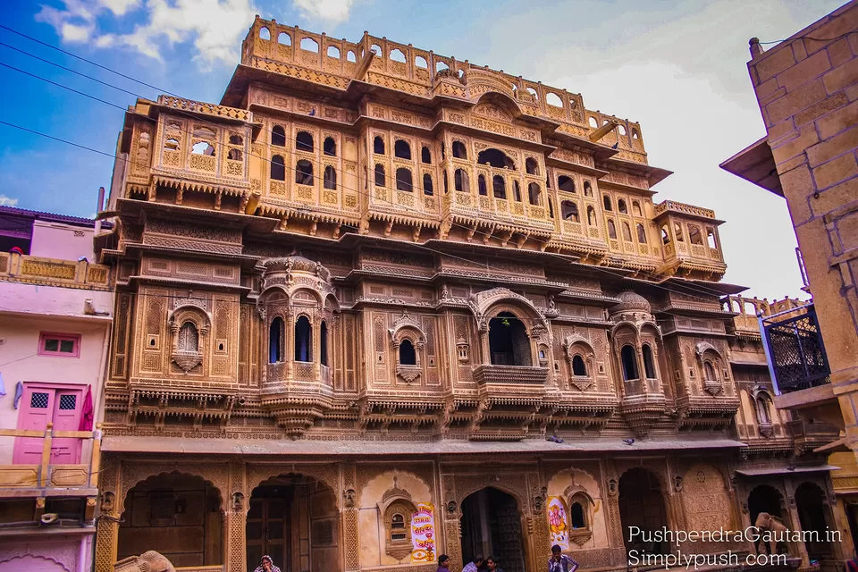Photo of Nathmal-ki-Haveli by Simplypush