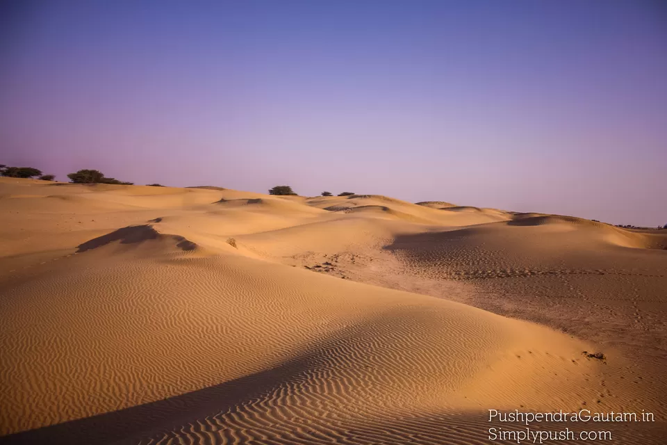 Photo of Sand Dunes, Lakhmanon Ki Basti, Jaisalmer, Rajasthan, India by Simplypush