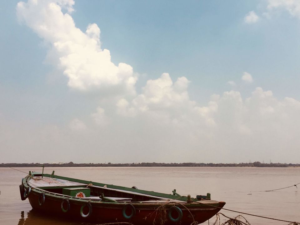 Photo of Assi ghat, Shivala, Varanasi, Uttar Pradesh, India by Rahul Garg
