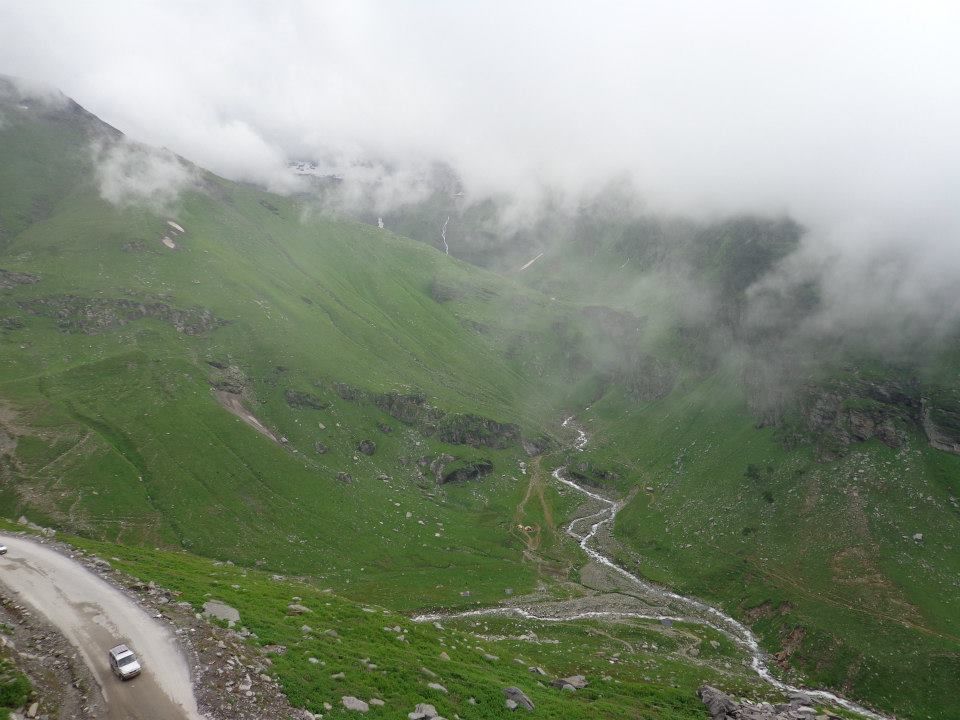 Photo of Rohtang Pass, Lahaul And Spiti, Himachal Pradesh, India by Vipin Kumar