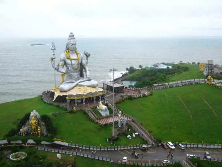 Photo of Murudeshwar, Karnataka, India by Mileandsmile