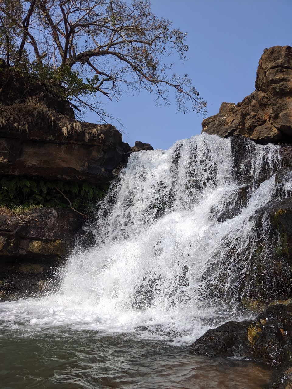 Photo of Country roads, Camping & Waterfall bathing- A weekend at Jawhar #Lockdown by Prakriti Singh