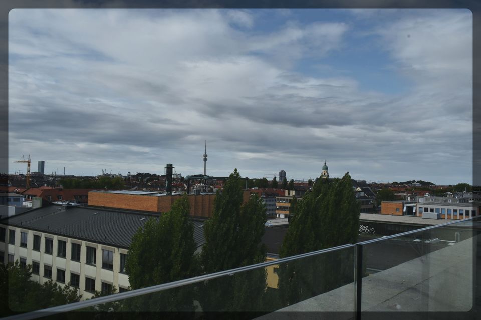 Photo of Café im Vorhoelzer Forum, Arcisstraße, Munich, Germany by Penning Silly Thoughts