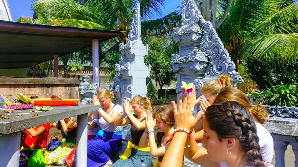 Photo of Volunteering - an added experience to my Bali travels! #bestof2018 6/17 by Penning Silly Thoughts