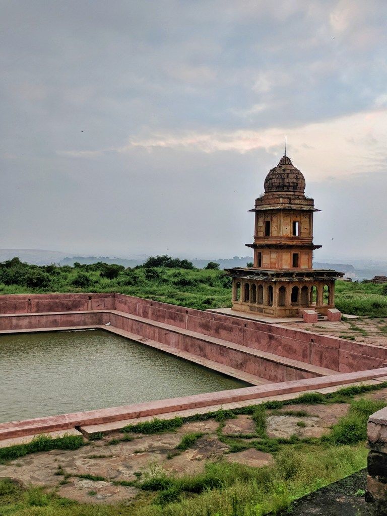 Photo of WEEKEND GETAWAY FROM DELHI – THE DELHI – GWALIOR – AGRA ROAD TRIP by Penning Silly Thoughts
