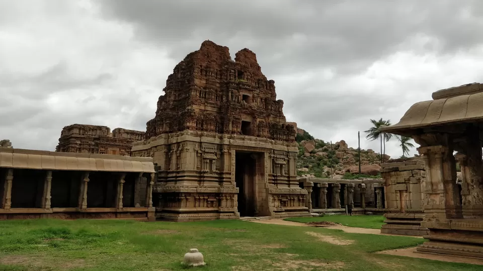 Photo of Matanga Hill, Hampi, Karnataka, India by Amit Deorukhkar