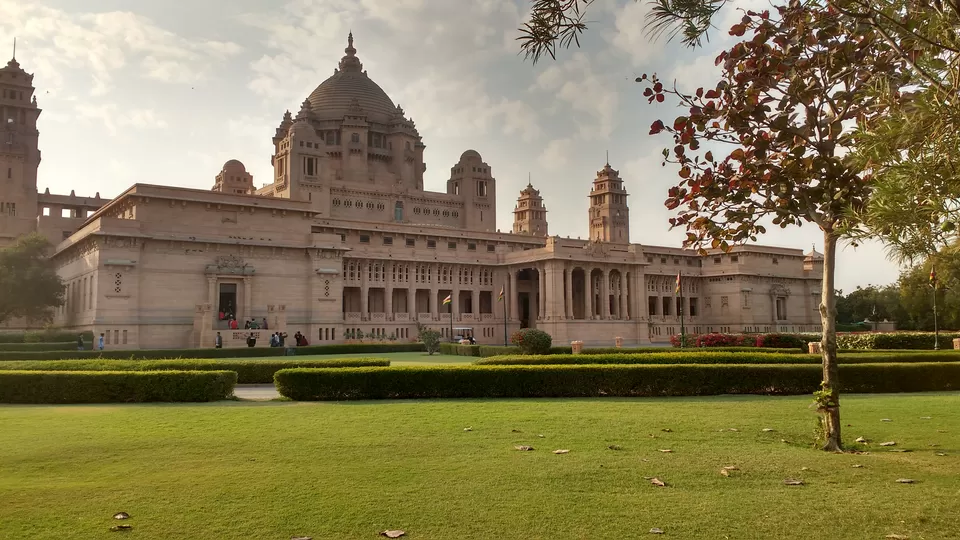 Photo of Umaid Bhawan Hotel, Meera Marg, Bani Park, Jaipur, Rajasthan, India by Mansi Mehta